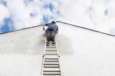 Peinture extérieure au May-sur-Èvre — façades et ravalement